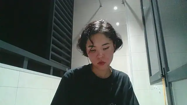 Snapshot of JennyCarpenter chatting on September 27, 2025, 4:24 pm JennyCarpenter online show from September 27, 2025, 4:24 pm