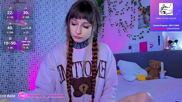 LilithPoison online show from May 1, 2026, 6:13 pm