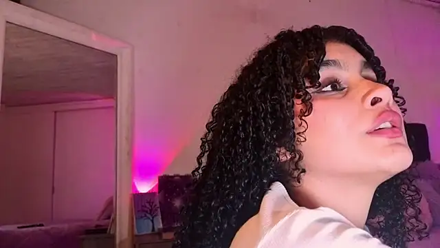missvaneblake online show from July 27, 2026, 1:51 pm