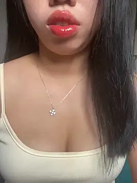 Snapshot of Rose-babyx chatting on May 15, 2026, 2:09 am Rose-babyx online show from May 15, 2026, 2:09 am