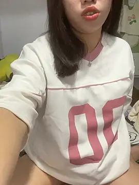 Rose-babyx online show from February 11, 2026, 1:22 pm