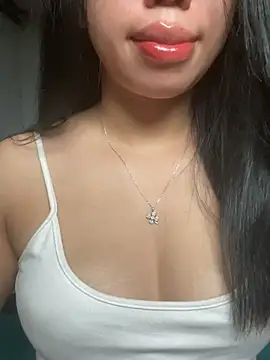 Rose-babyx online show from July 27, 2026, 2:40 am