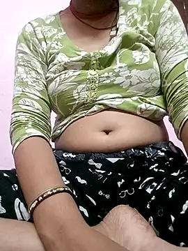 Hot sundri83838 online show from May 23, 2026, 7:51 am