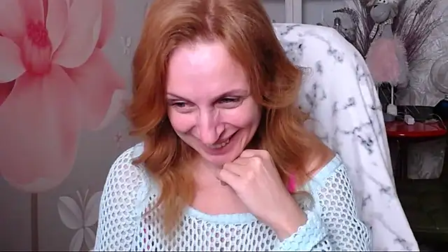 Snapshot of Venus_love1 chatting on January 25, 2025, 9:25 pm Venus love1 online show from January 25, 2025, 9:25 pm
