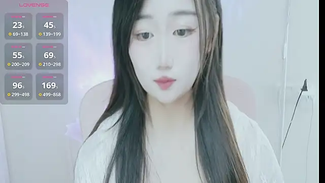 xiaojing520 online show from September 19, 2025, 12:09 pm