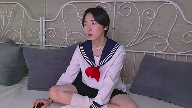 Snapshot of HeejinWang chatting on October 25, 2025, 8:20 pm HeejinWang online show from October 25, 2025, 8:20 pm