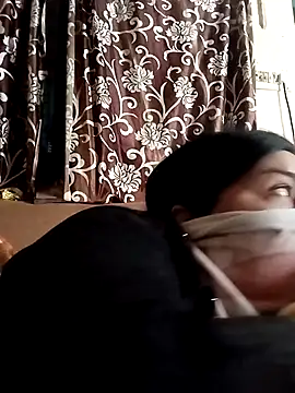 Snapshot of Love-890 chatting on November 15, 2025, 7:23 am Love-890 online show from November 15, 2025, 7:23 am