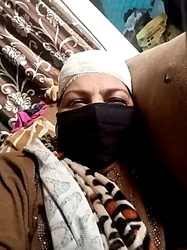 Snapshot of Love-890 chatting on December 16, 2025, 4:06 am Love-890 online show from December 16, 2025, 4:06 am