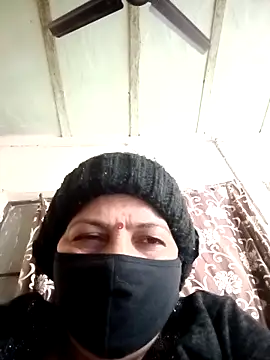 Snapshot of Love-890 chatting on December 4, 2025, 3:49 am Love-890 online show from December 4, 2025, 3:49 am