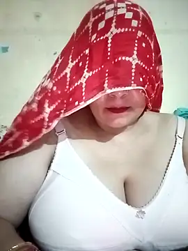 Snapshot of Love-890 chatting on October 13, 2025, 3:35 pm Love-890 online show from October 13, 2025, 3:35 pm