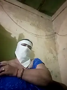 Snapshot of Love-890 chatting on October 18, 2025, 5:04 pm Love-890 online show from October 18, 2025, 5:04 pm