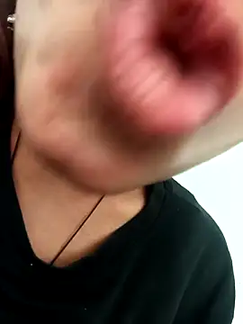 Aaisha-16 online show from March 3, 2026, 3:13 am