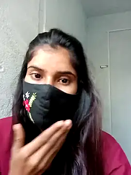 Aaisha-16 online show from October 18, 2025, 2:02 am