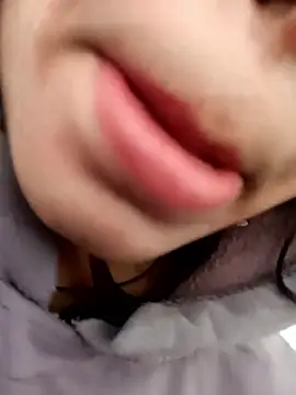 Aaisha-16 online show from January 13, 2026, 3:32 am