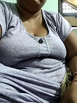 Mmm143 online show from July 14, 2026, 11:38 am