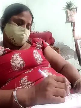 Snapshot of Mmm143 chatting on December 3, 2025, 8:03 am Mmm143 online show from December 3, 2025, 8:03 am