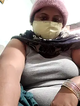 Snapshot of Mmm143 chatting on November 23, 2025, 3:27 am Mmm143 online show from November 23, 2025, 3:27 am