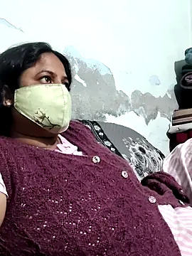 Snapshot of Mmm143 chatting on November 16, 2025, 3:17 pm Mmm143 online show from November 16, 2025, 3:17 pm