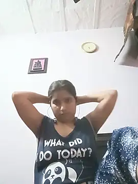 Snapshot of aliya-jaan71 chatting on May 18, 2026, 11:59 am aliya-jaan71 online show from May 18, 2026, 11:59 am