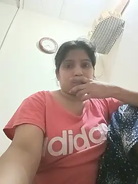 Snapshot of aliya-jaan71 chatting on June 3, 2026, 11:11 am aliya-jaan71 online show from June 3, 2026, 11:11 am