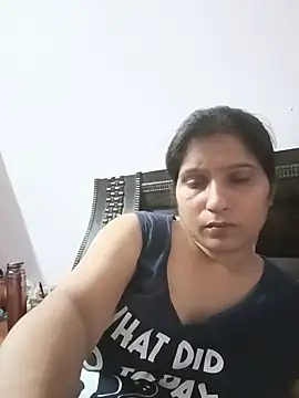 Snapshot of aliya-jaan71 chatting on July 22, 2026, 8:00 pm aliya-jaan71 online show from July 22, 2026, 8:00 pm