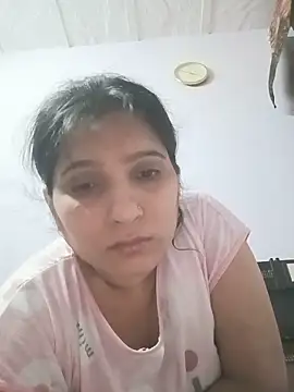 Snapshot of aliya-jaan71 chatting on May 26, 2026, 10:19 pm aliya-jaan71 online show from May 26, 2026, 10:19 pm
