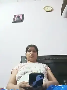 Snapshot of aliya-jaan71 chatting on June 29, 2026, 6:29 pm aliya-jaan71 online show from June 29, 2026, 6:29 pm