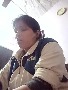 aliya-jaan71 online show from January 10, 2026, 10:54 am