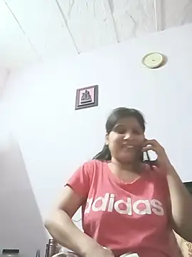 Snapshot of aliya-jaan71 chatting on May 30, 2026, 10:43 am aliya-jaan71 online show from May 30, 2026, 10:43 am