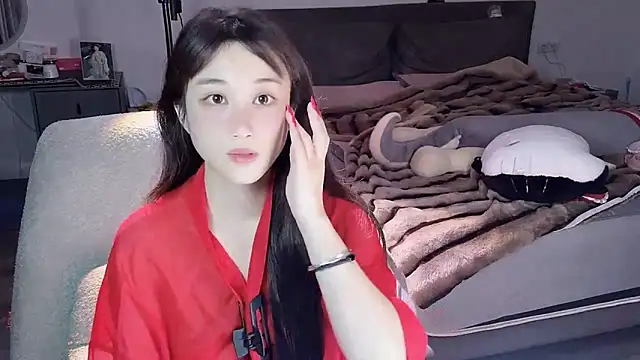 naiyaomeimei online show from September 27, 2025, 4:18 am