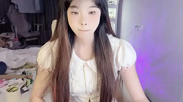 Akong11 online show from July 4, 2026, 1:37 pm