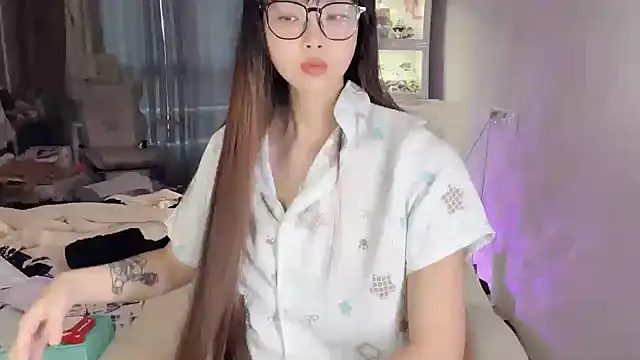 Akong11 online show from July 28, 2026, 5:48 am