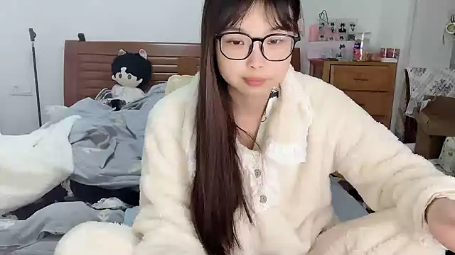 Akong11 online show from November 23, 2025, 2:43 am