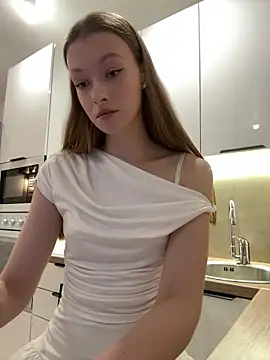 Snapshot of FriendlyFire_18 chatting on October 11, 2025, 7:26 pm FriendlyFire 18 online show from October 11, 2025, 7:26 pm