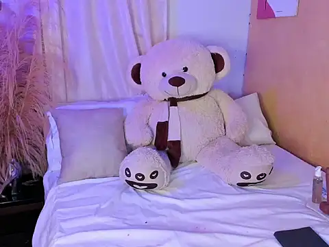 Snapshot of ebonyebony24 chatting on February 19, 2026, 1:13 am ebonyebony24 online show from February 19, 2026, 1:13 am