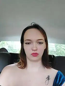 Snapshot of MaitresseMermaid chatting on June 8, 2026, 6:19 pm MaitresseMermaid online show from June 8, 2026, 6:19 pm