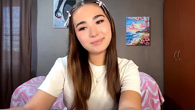 Snapshot of BahaiHeaven chatting on October 20, 2025, 8:26 am BahaiHeaven online show from October 20, 2025, 8:26 am