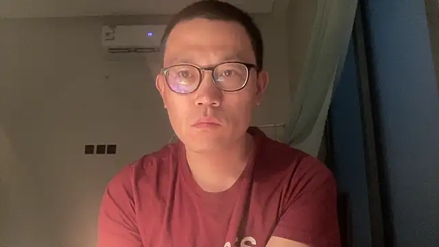 yewuzhi online show from October 4, 2025, 2:40 pm