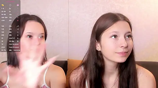 Snapshot of GabrielleLynchard chatting on October 8, 2025, 7:03 pm GabrielleLynchard online show from October 8, 2025, 7:03 pm