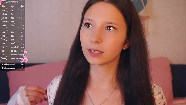 Snapshot of GabrielleLynchard chatting on October 30, 2025, 6:49 pm GabrielleLynchard online show from October 30, 2025, 6:49 pm