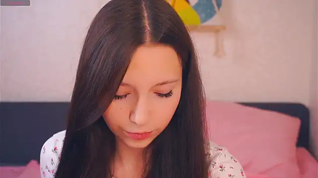 Snapshot of GabrielleLynchard chatting on October 31, 2025, 7:10 pm GabrielleLynchard online show from October 31, 2025, 7:10 pm