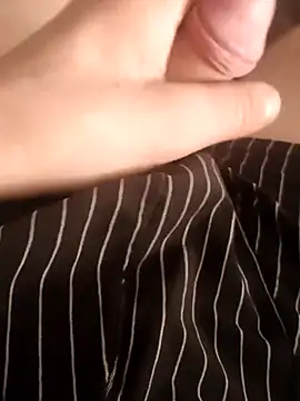 Snapshot of 2Pietro3 chatting on October 12, 2025, 8:21 pm 2Pietro3 online show from October 12, 2025, 8:21 pm