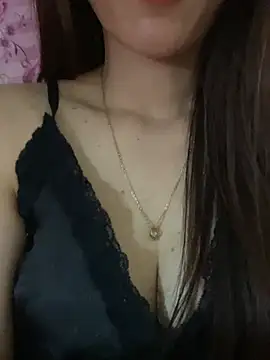 Moon pusy online show from July 19, 2026, 9:39 am