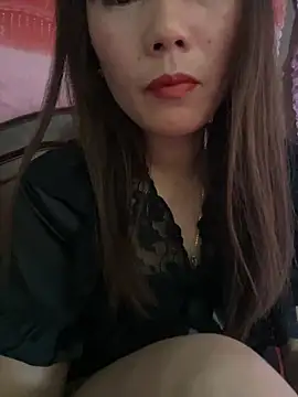 Moon pusy online show from April 22, 2026, 3:13 am
