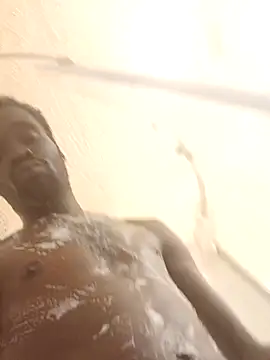 Snapshot of ChocolatebbC4u chatting on October 18, 2025, 7:16 pm ChocolatebbC4u online show from October 18, 2025, 7:16 pm