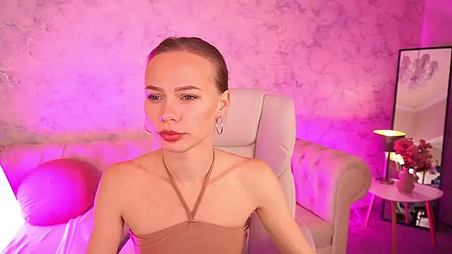 Snapshot of ShyySiren chatting on October 10, 2025, 6:47 am ShyySiren online show from October 10, 2025, 6:47 am