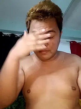 Snapshot of Gayasianzowe chatting on September 18, 2025, 6:55 pm Gayasianzowe online show from September 18, 2025, 6:55 pm