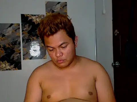 Snapshot of Gayasianzowe chatting on September 22, 2025, 11:11 pm Gayasianzowe online show from September 22, 2025, 11:11 pm