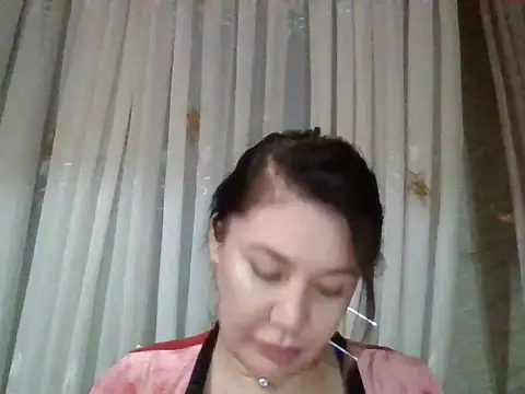 Lomivah online show from November 7, 2025, 6:01 pm