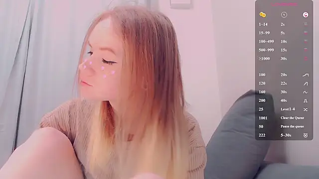 AliceNya cute online show from May 14, 2026, 4:53 am